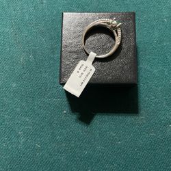 New Sterling Silver Ring 
