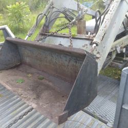 Ford  Tractor Bucket  Front Loader Assembly  # 4179
