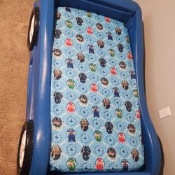 kids race car bed