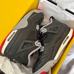 Jordan 4