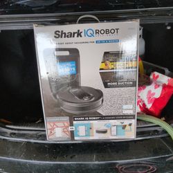 Shark IQ Robot