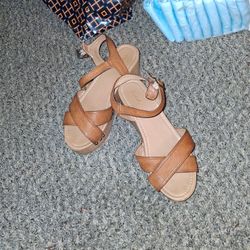 Shoes Shoes