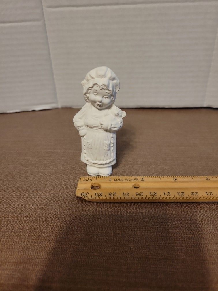 Bisque Ready-to-paint Mrs. Santa Claus, 3.5 Inches Tall