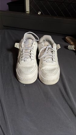 Women size 7.5 Air Force