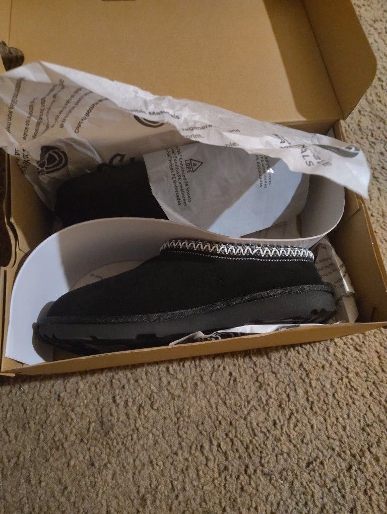 Gs Uggs Size 5