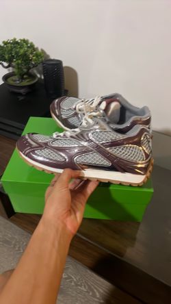 Red Bottega vendetta size 11