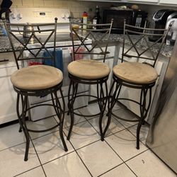 Swivel Bar Stool