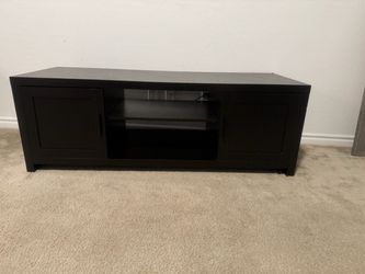 Tv entertainment center