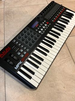 AKAI Professional MPK249 MIDI Keyboard Controller – Like New!