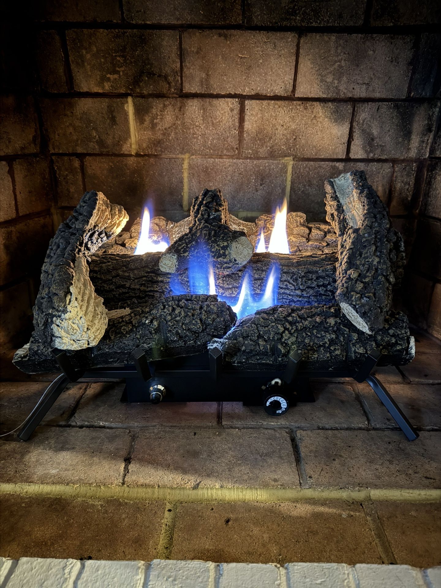 Gas Fireplace Logs