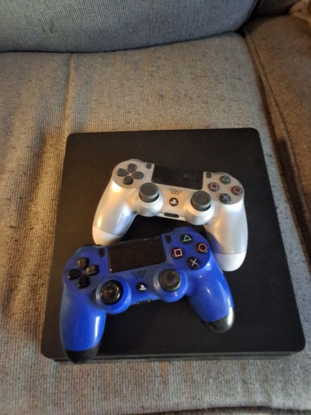 PS4
