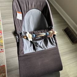 BabyBjörn Bouncer With Googly Eyes Toy Attachment