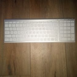 iClever Wireless Keyboard 