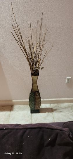 Metal Vase Light Weight
