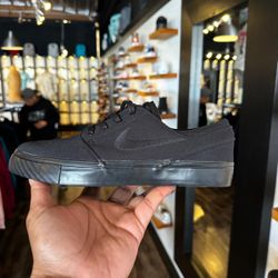 Nike SB 60% Off Everything Must Go The Store Closing