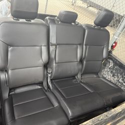 2020-2024 Ford Explorer 2nd Row Seats for sale.  Seats are new