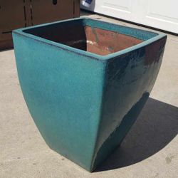 Ceramic Planter Pot 