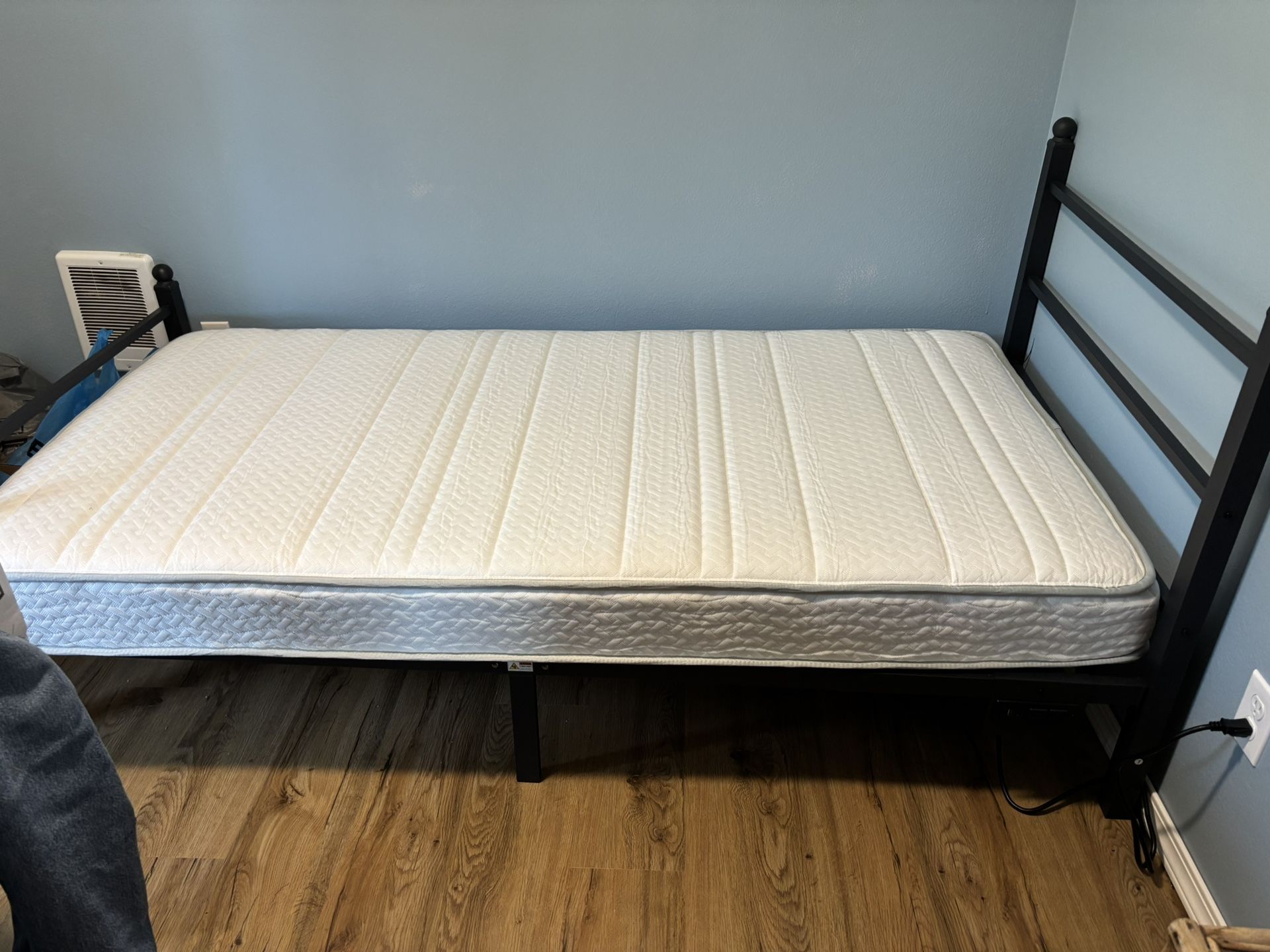 Twin Bed