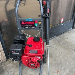 I POWER GAS 2700 PSI PRESSURE WASHER NEW 
