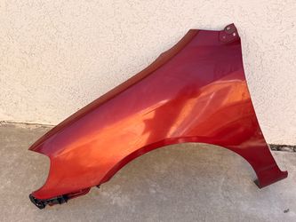 2003-2008 Toyota Corolla left driver fender