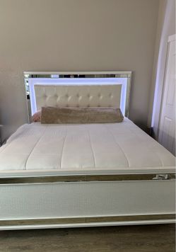 King size bed