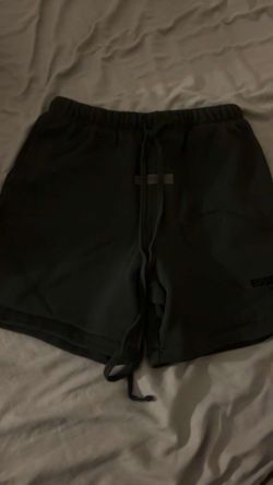 essential fear of god shorts