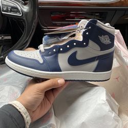 Air Jordan 1 Georgetown