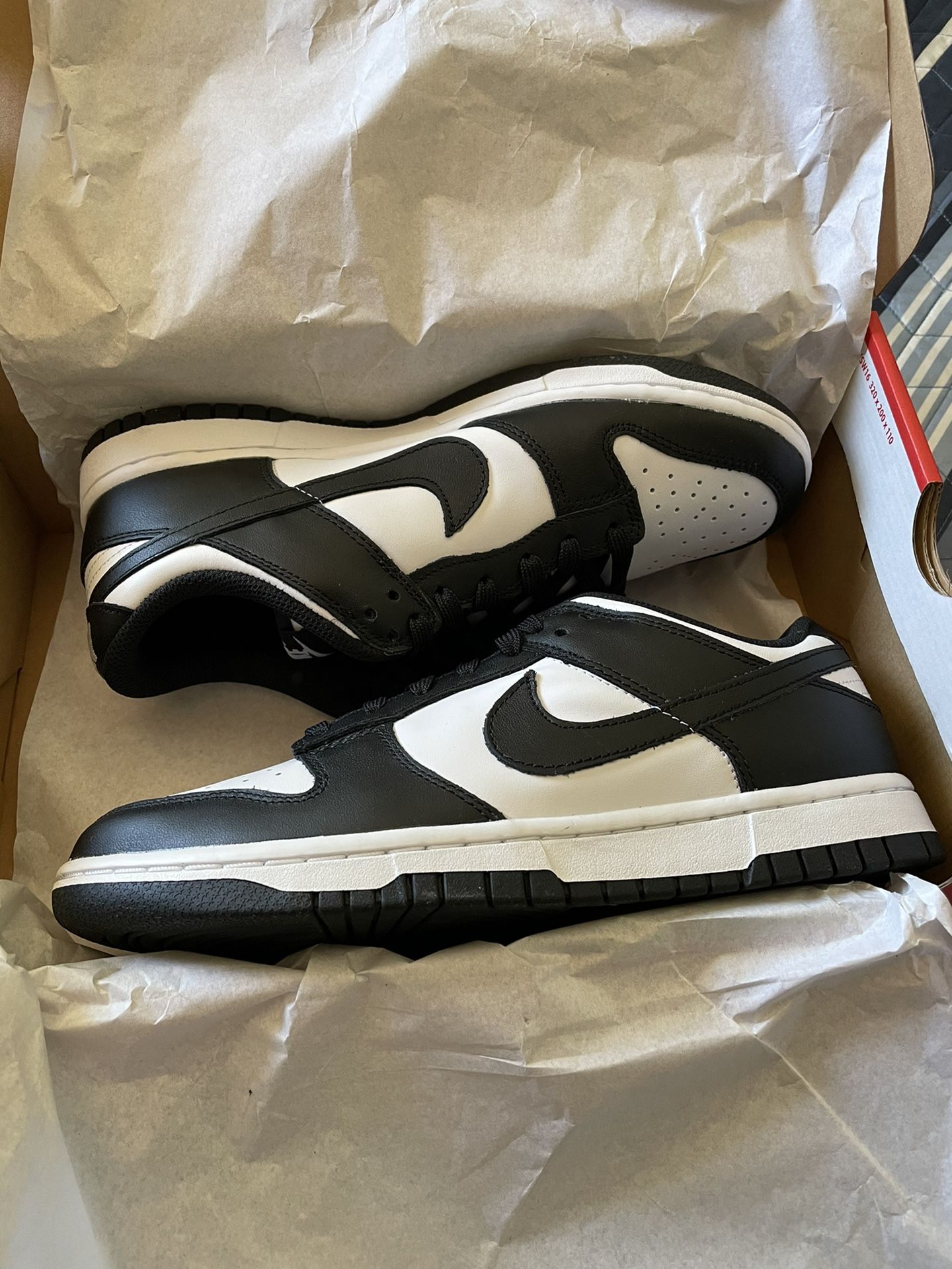 Nike Dunk Low - Black White Panda, Size 9w/7.5m for Sale in Fresno, CA - OfferUp