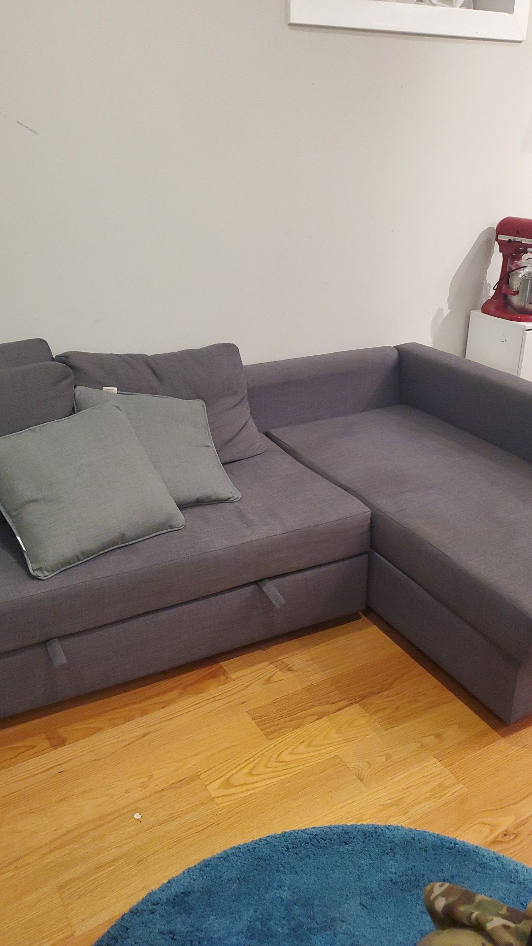friheten ikea pull couch / pull-out bed