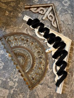 Wall arches