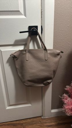 Cuyana Tote