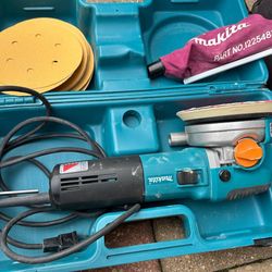 Makita BO6040 6 In Random Orbit Sander