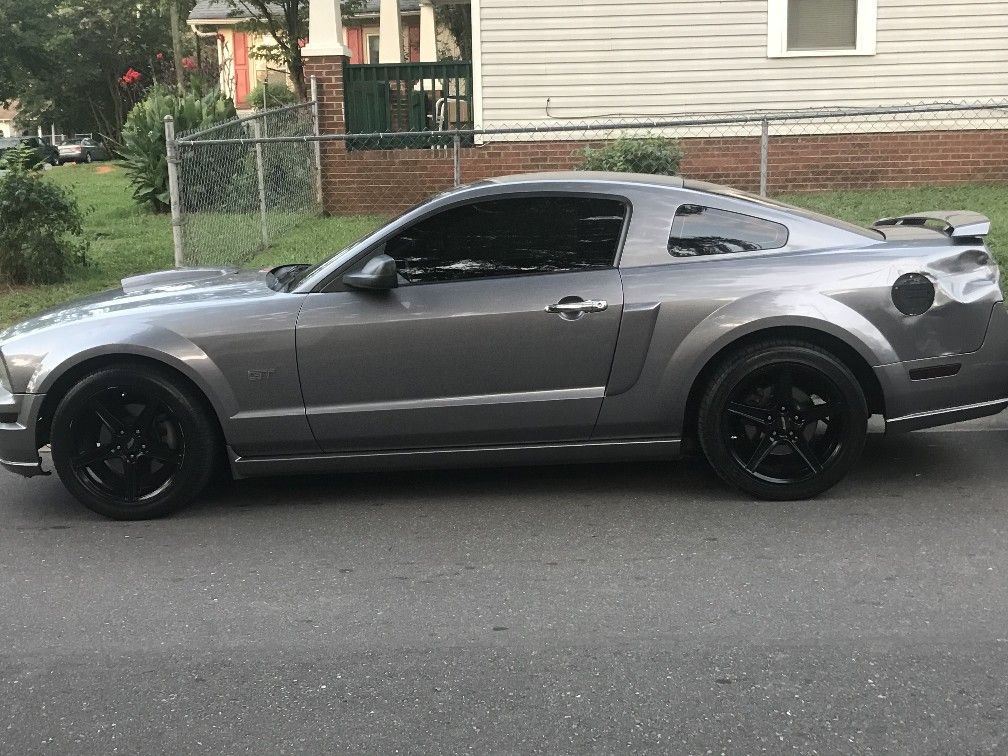 2007 Ford Mustang