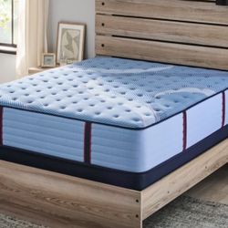 Queen Size Mattress - Medium Firm Posturepedic Plus