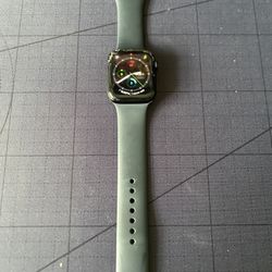 Apple Watch SE 2nd Generation (GPS) 44mm Aluminum Case With Midnight Sport Band - M/L - Midnight