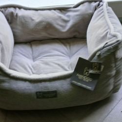 Cat Bed 