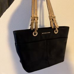 MK Purse