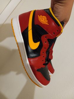 Jordan 1 Human Light