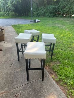 Barstool