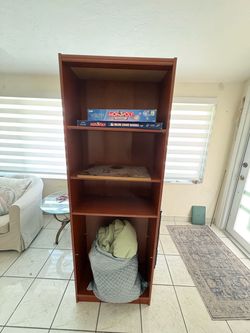 5-Shelf Wood Bookcase / Librero de Madera con 5 Estantes