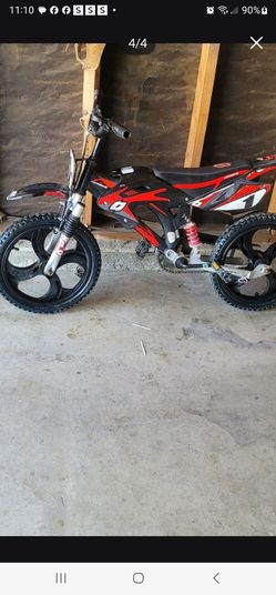 Boys 16" bike nice