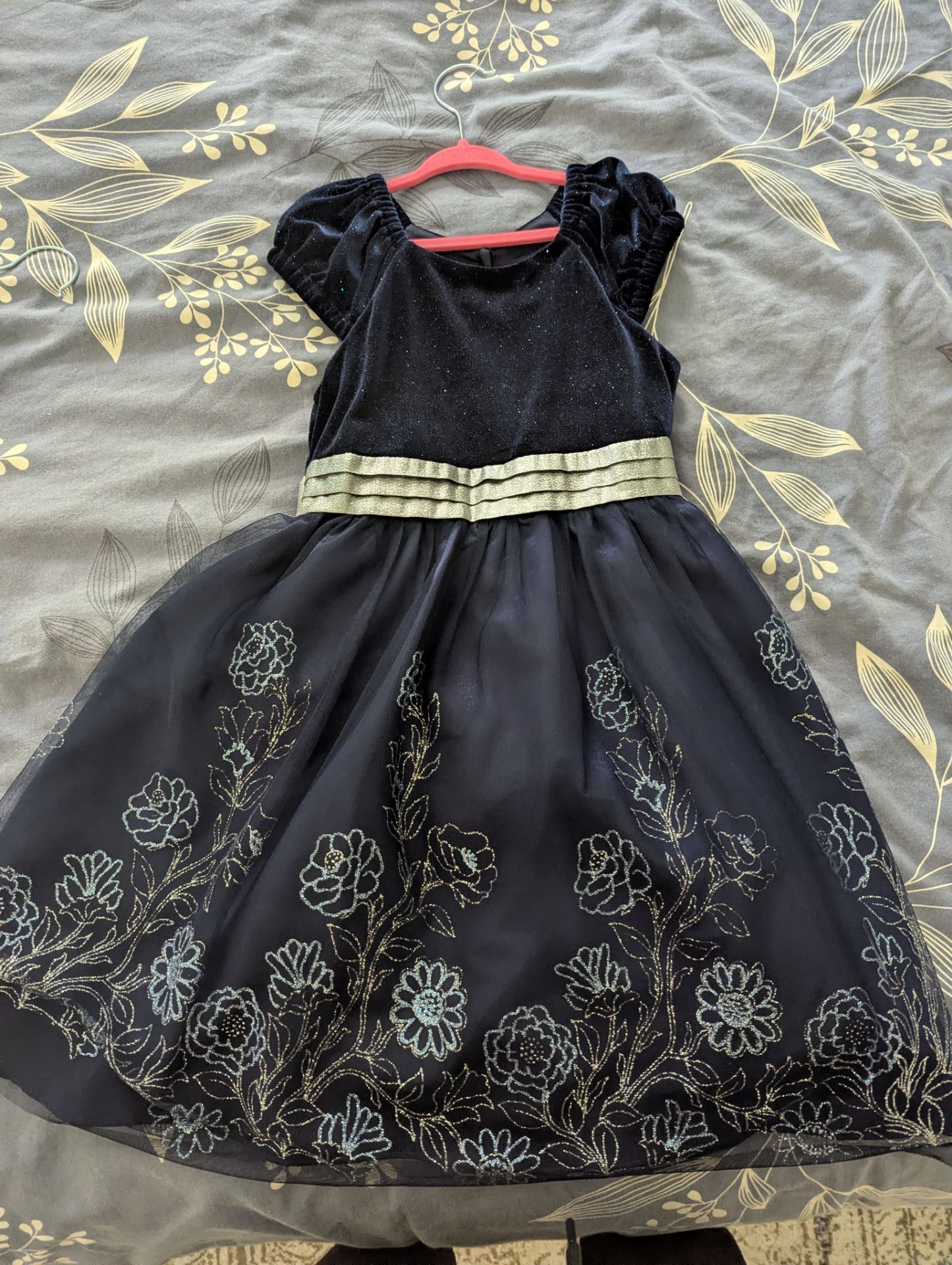 6T Dress like new