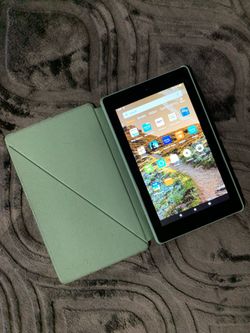 7”inch Amazon Fire 7 Tablet, WiFi (9th Generation) 16GB. Comes With a Cover.