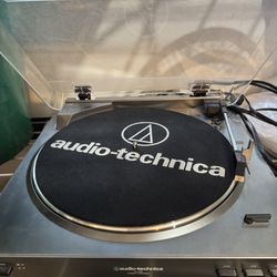 Audiotechnica Record Player
