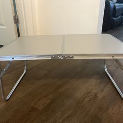Collapsable  Metal Mini Desk 