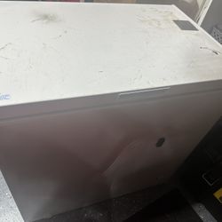 Chest Freezer 