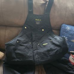 Mens work overalls size XL. Used 1 time! Paid $89 at Blaines.