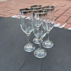 4 Pousse Cafe Glasses 