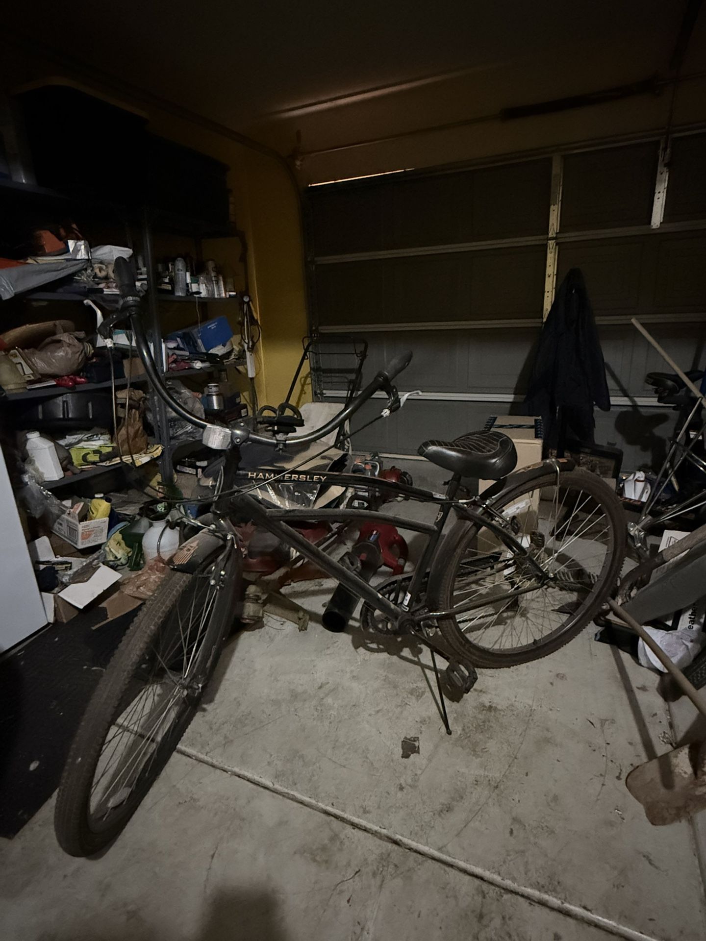 Black Beach Cruiser Bike