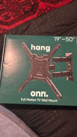 Full motion TV wall mount